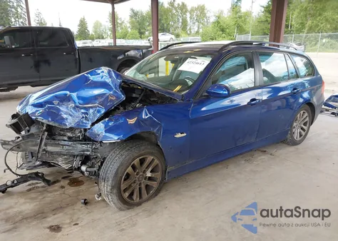 2007 BMW 328Xi из США, поврежденный, VIN WBAVT73537FZ36907